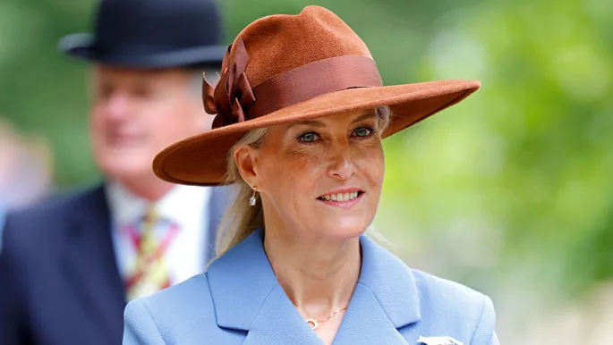Pastel Royal Glamour