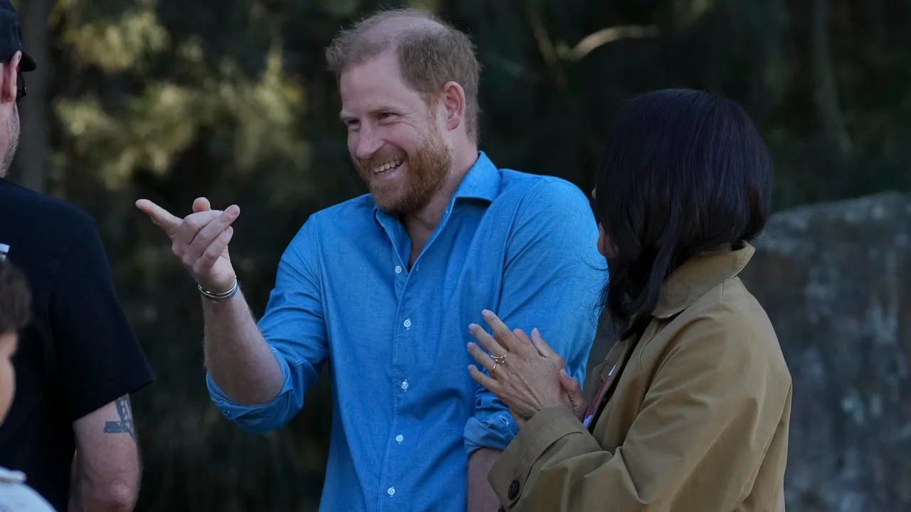 Harry and Meghan’s Cutest Moments From Day 3 in Australia [Photos]