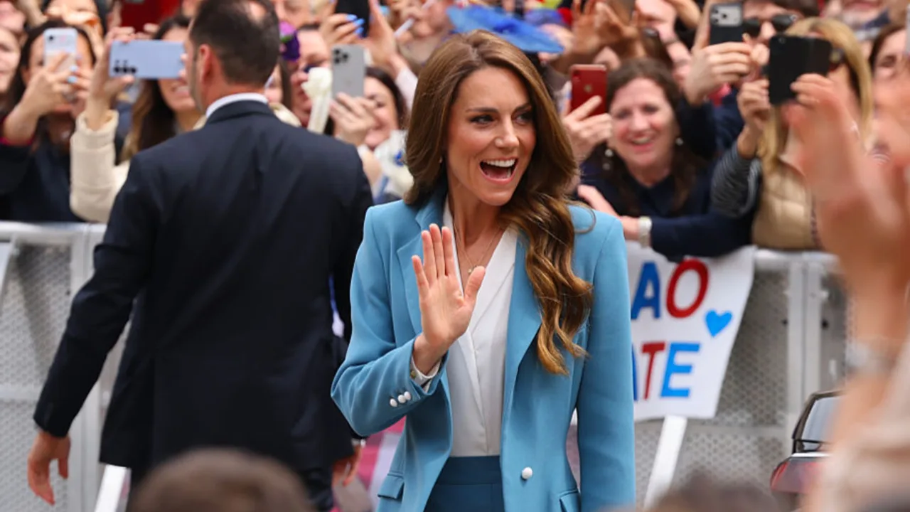 In Photos: 5 Moments From Kate’s Tour That Stole Hearts on Day 1