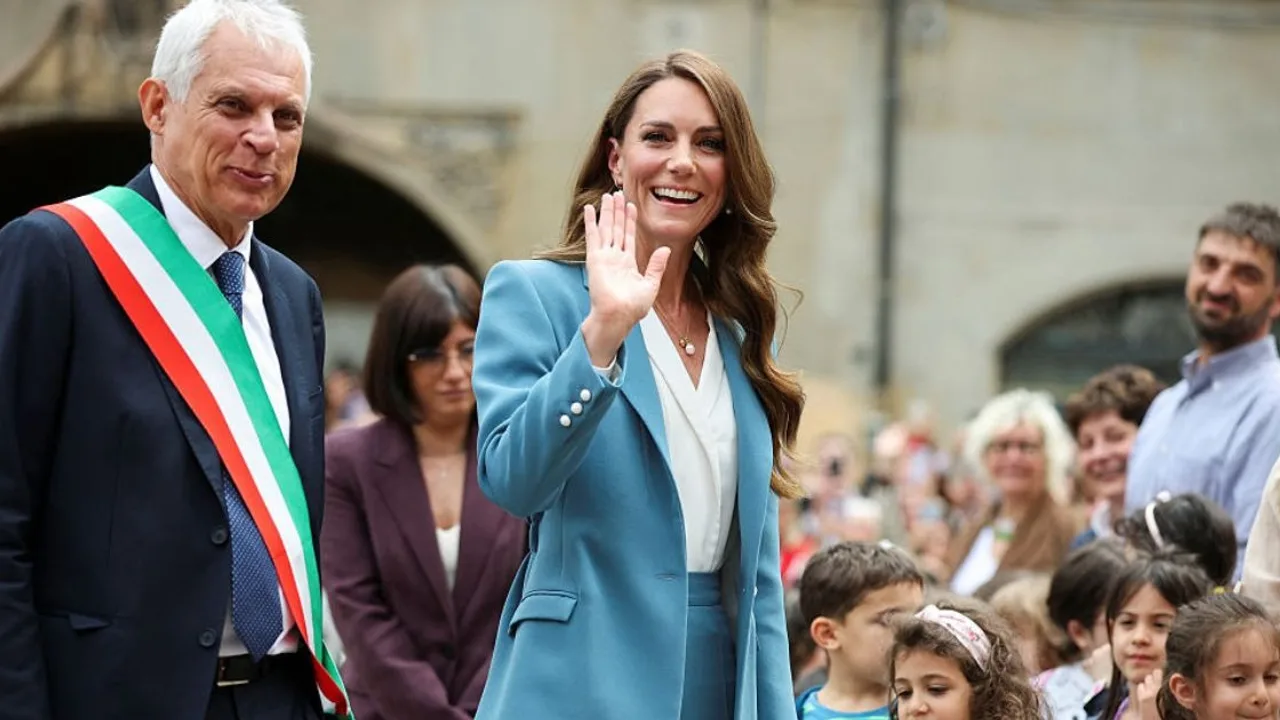 Kate Middleton Picks Chic Business Look For Her Trip to Italy [Photos]