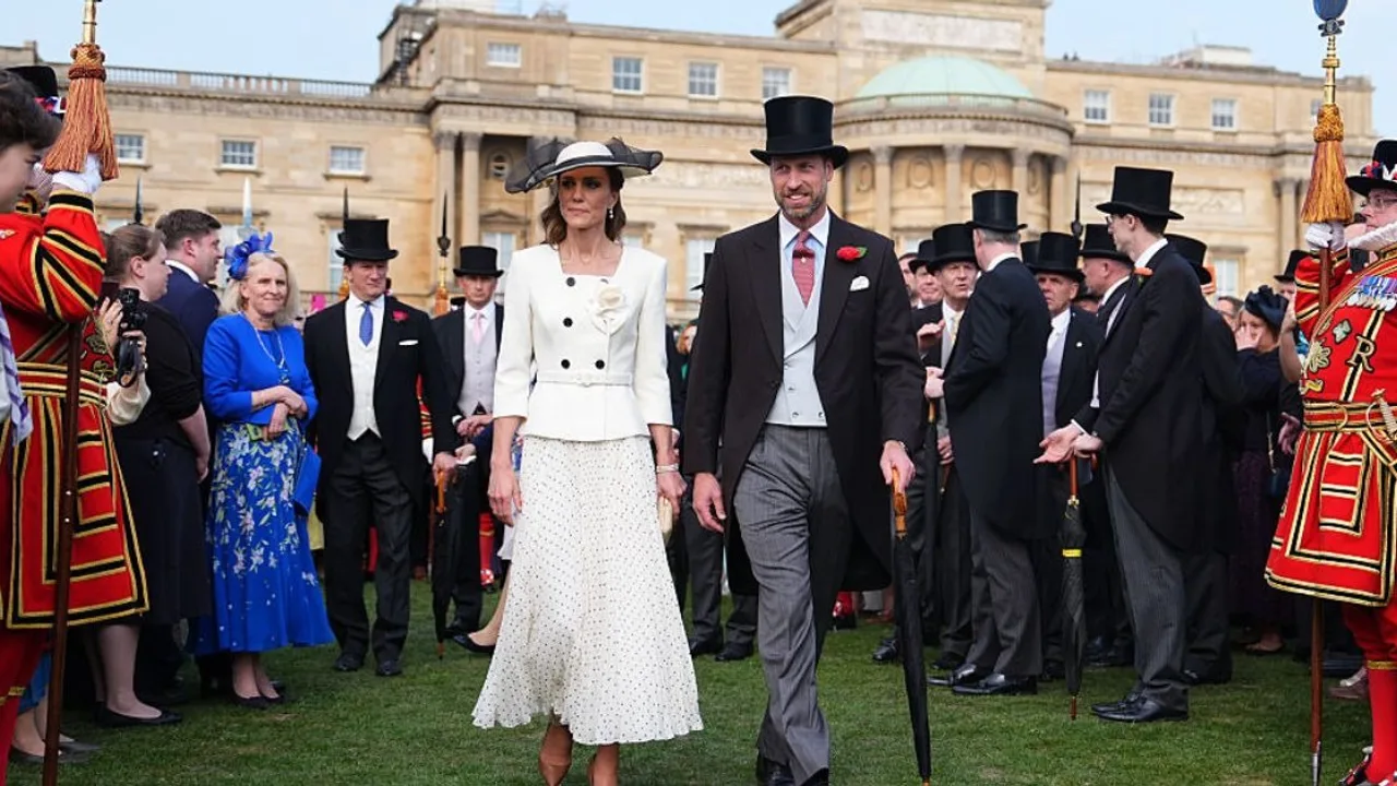 Kate Middleton and Prince William Host a Dreamy Buckingham Palace Party: See Photos