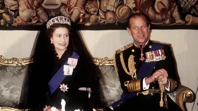 7 Nostalgic Photos of the Royal Family on Italian Getaways