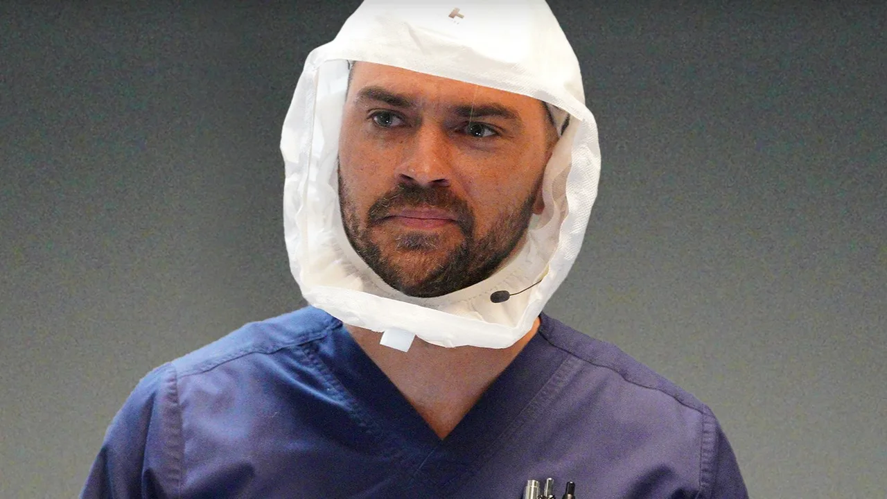 Jesse Williams (Dr. Jackson Avery)