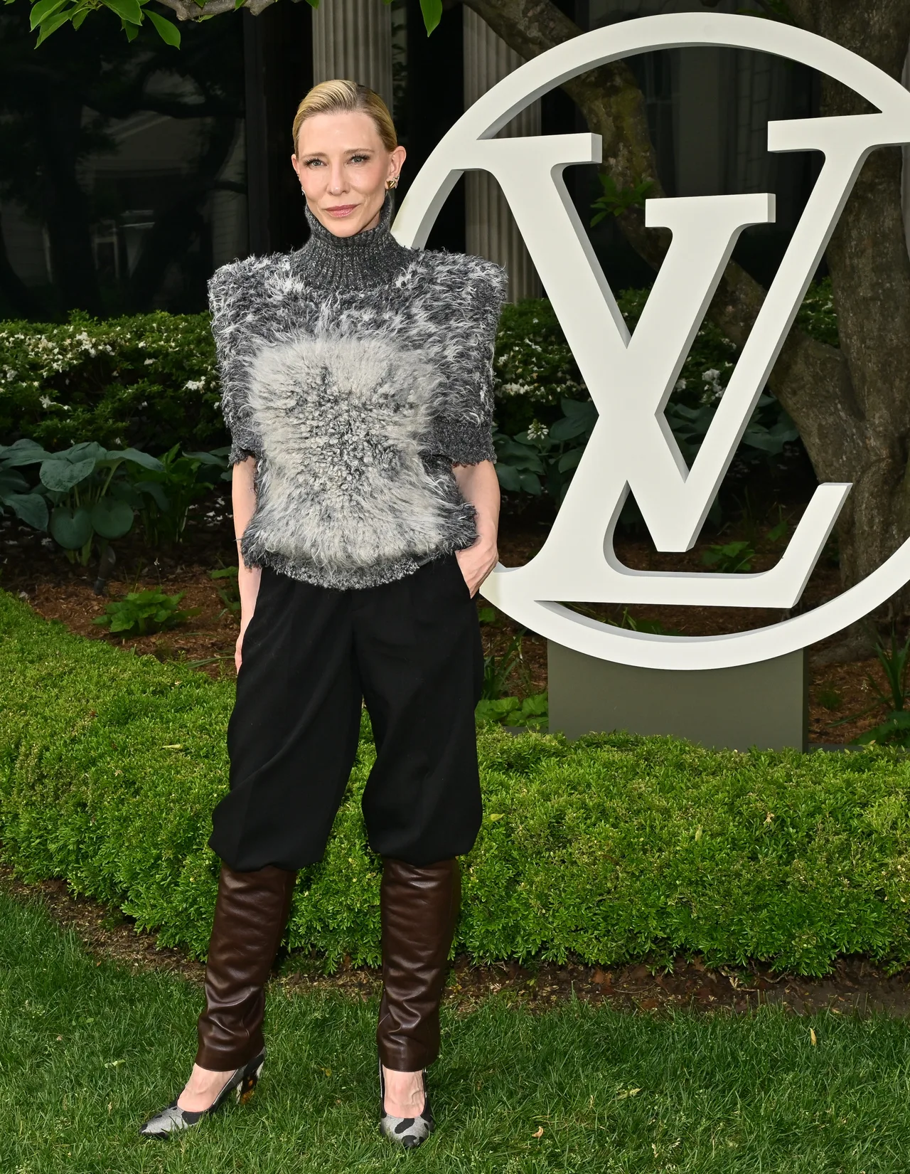 Cate Blanchett delivers cozy couture in sculptural Louis Vuitton look