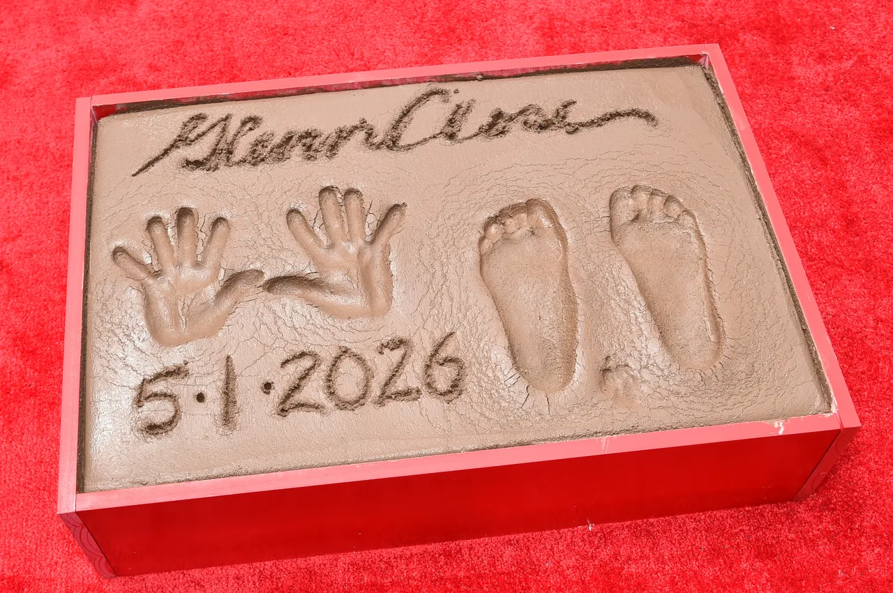Glenn Close's hands and footprints immortalized at iconic venue