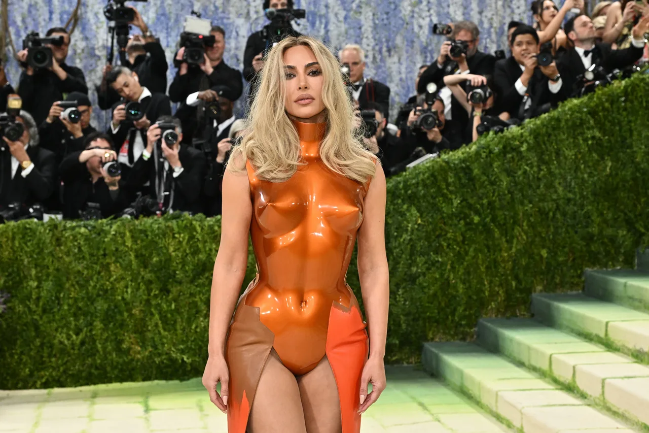 A bold Met Gala entrance