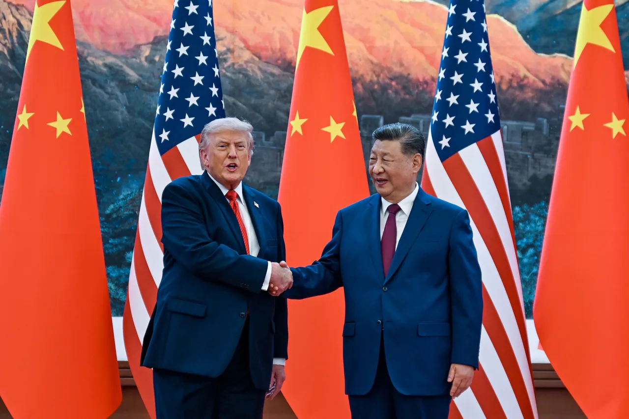 Trump arrives in Beijing