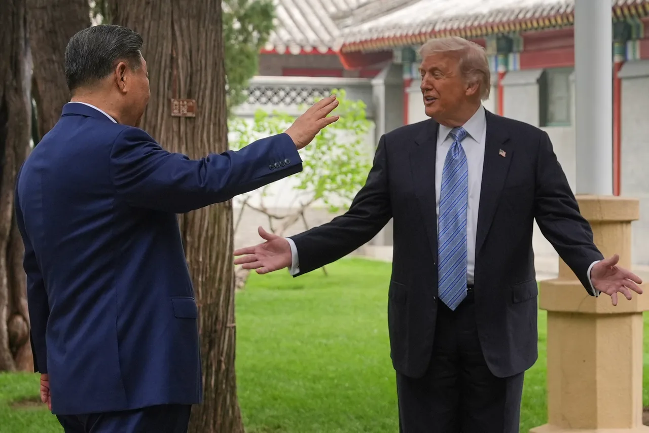 Trump and Xi share quiet diplomatic moment