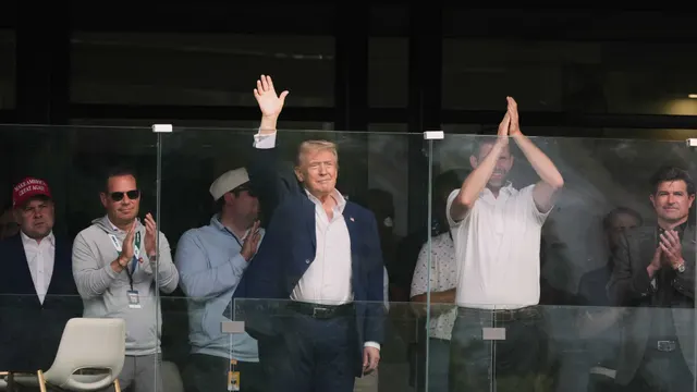 President Trump attends LIV Golf Virginia event with son Eric at his golf course
