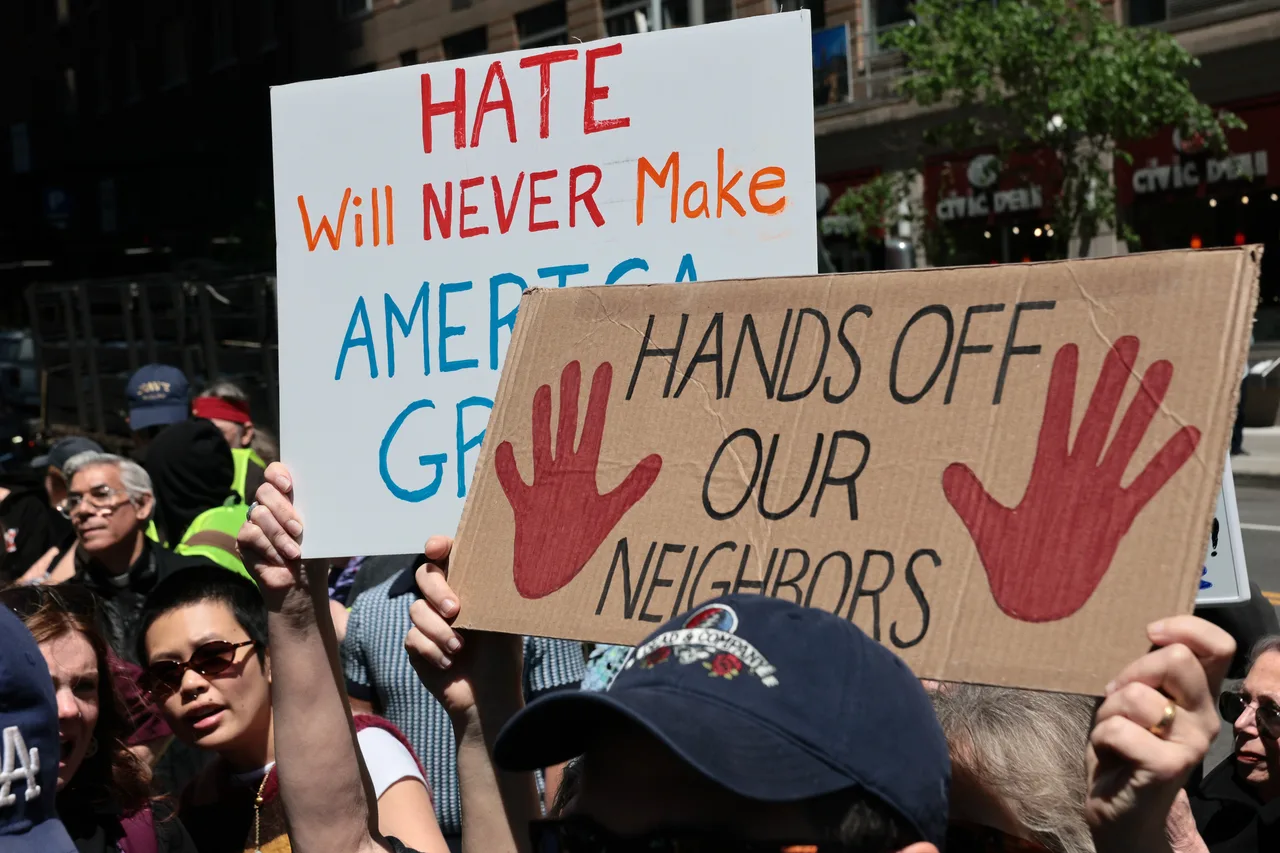Federal Plaza becomes center of NYC immigration enforcement debate