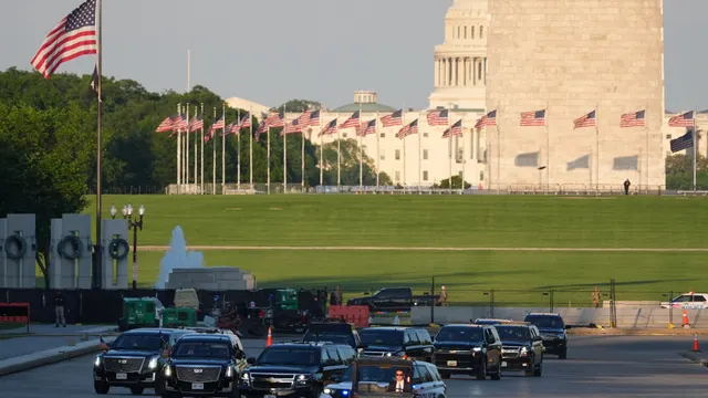Trump inspects Lincoln Memorial Reflecting Pool’s ‘American flag blue’ makeover