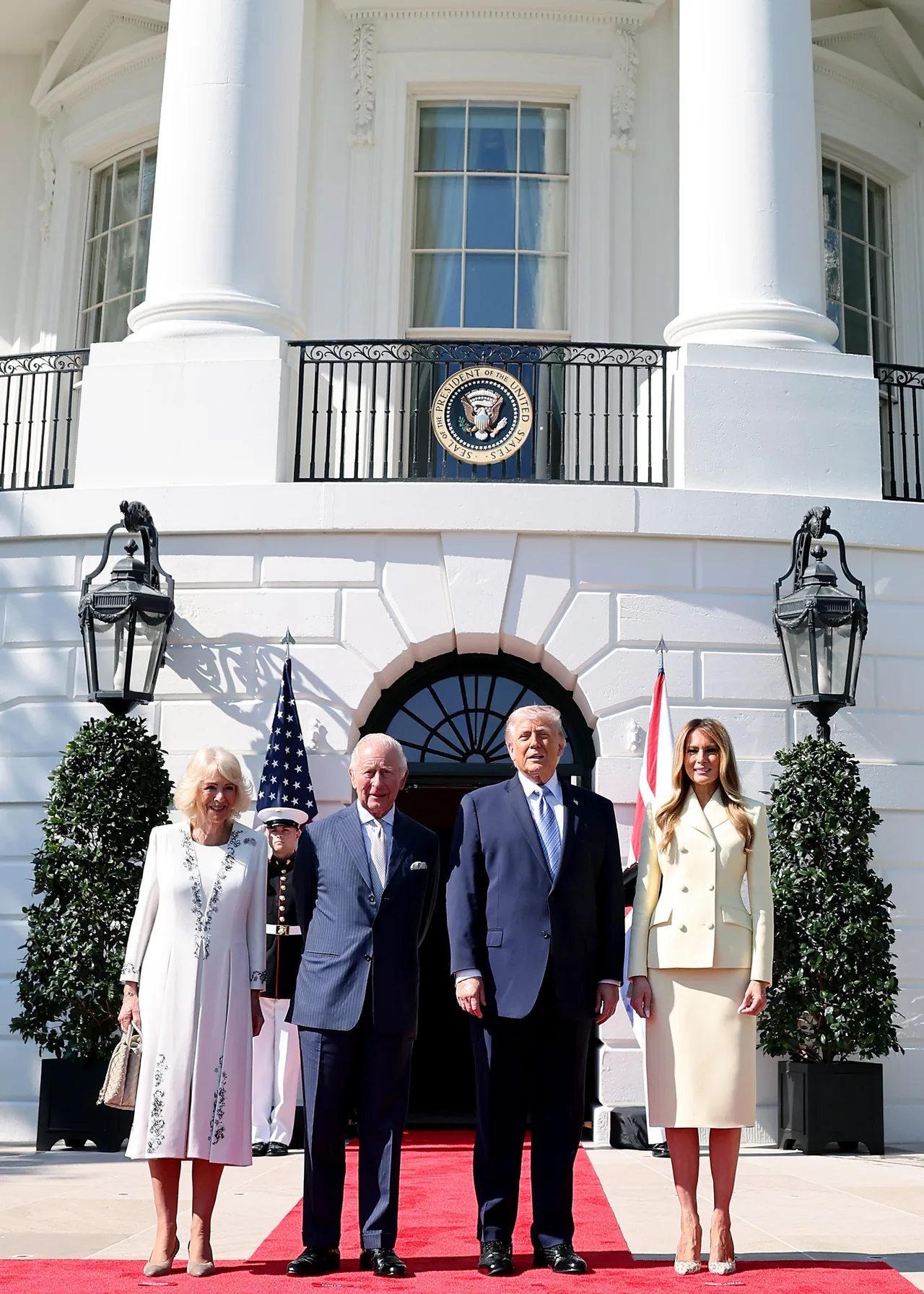 Trump leads formal welcome