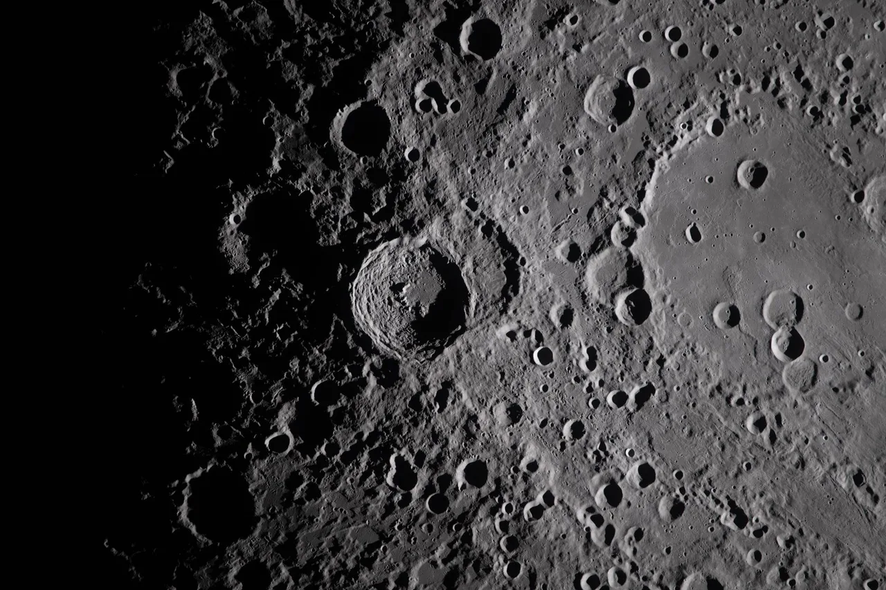 Vavilov crater on the Moon