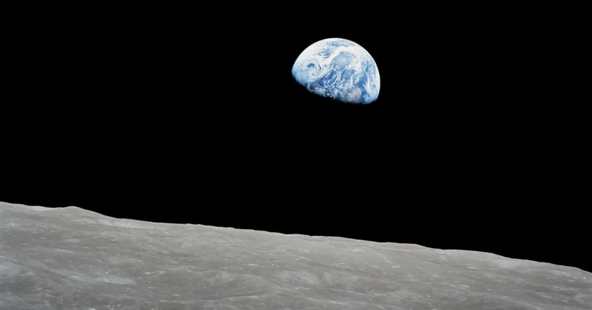 Bill Anders snapped Earth’s first cosmic pic from the Moon