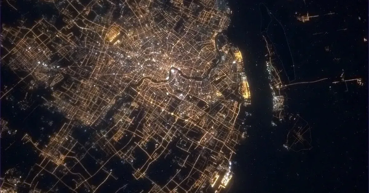 Chris Hadfield turned Earth’s glowing cities into orbit’s midnight postcards