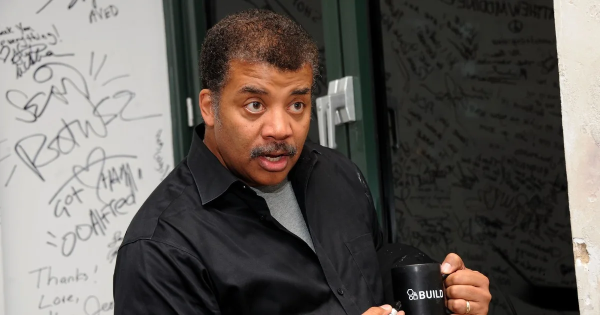 Tyson demands public alien disclosure in UFO debate