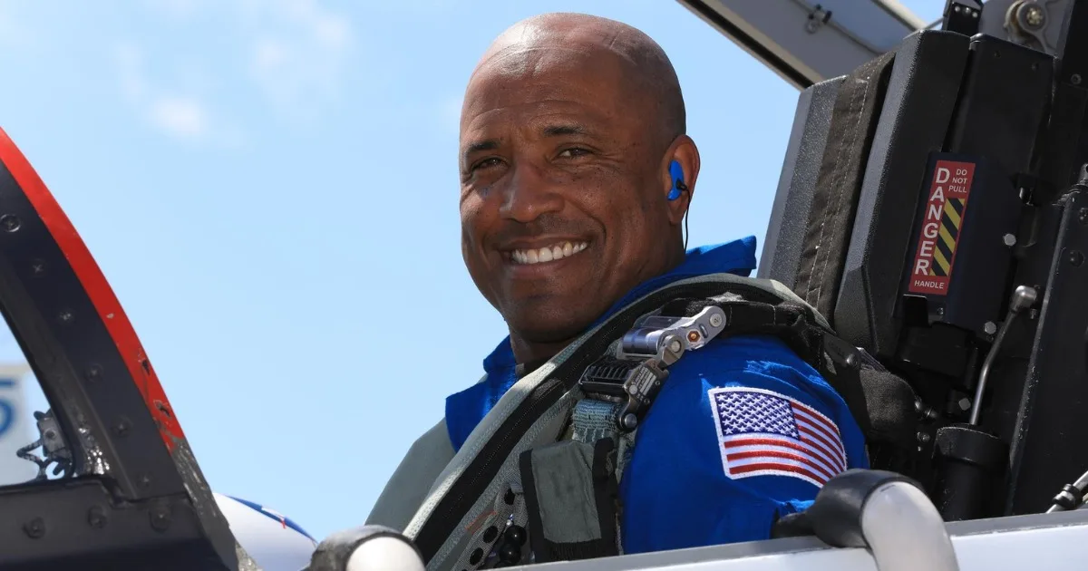 Victor Glover