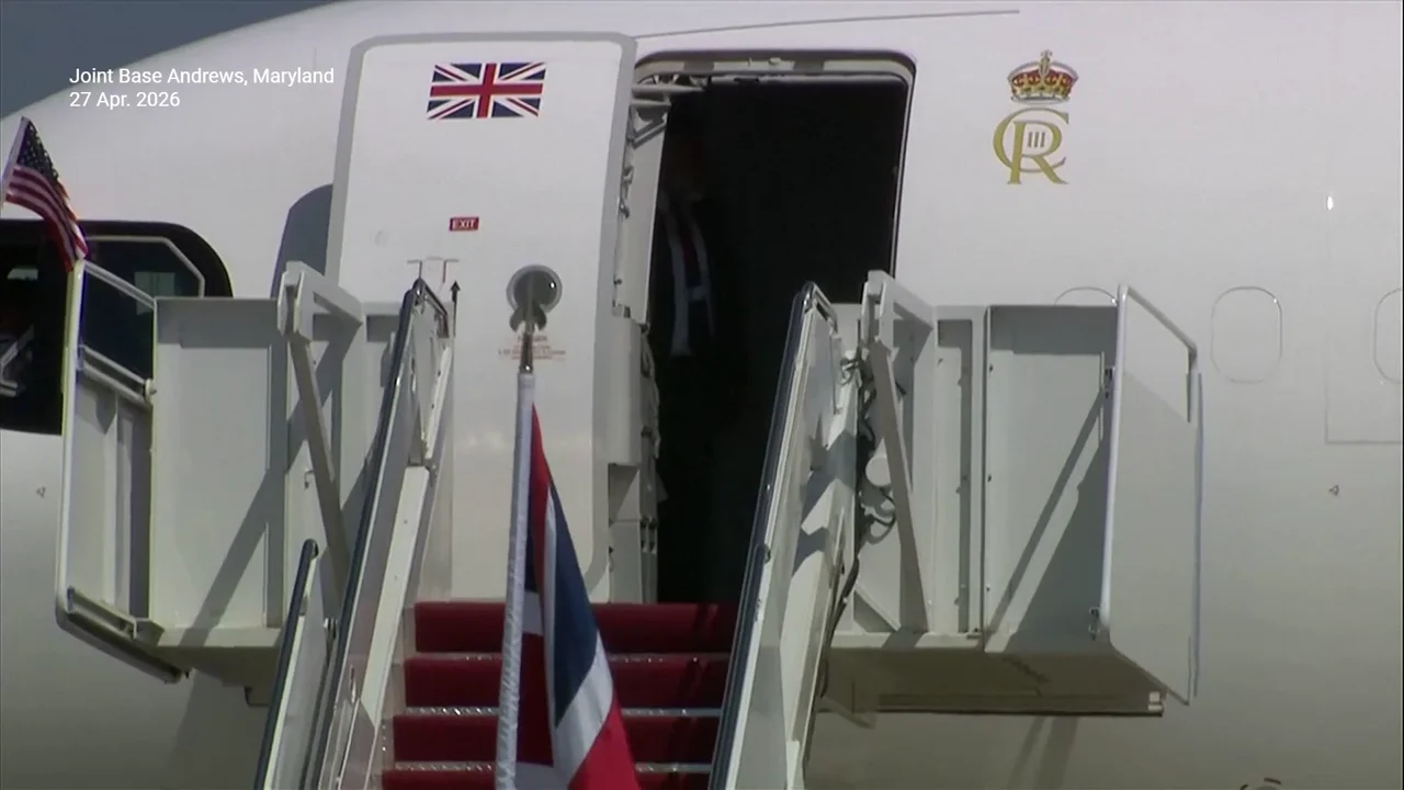 King Charles and Queen Camilla arrive in US, greeted by a sweet curtsy from little girl