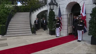 Watch Melania Trump bid farewell to King Charles and Queen Camilla with sweet kisses