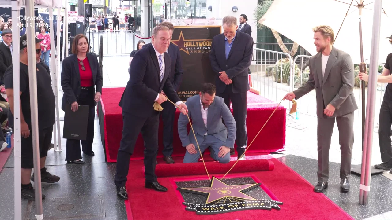 Noah Wyle gets emotional during Hollywood Walk of Fame ceremony speech