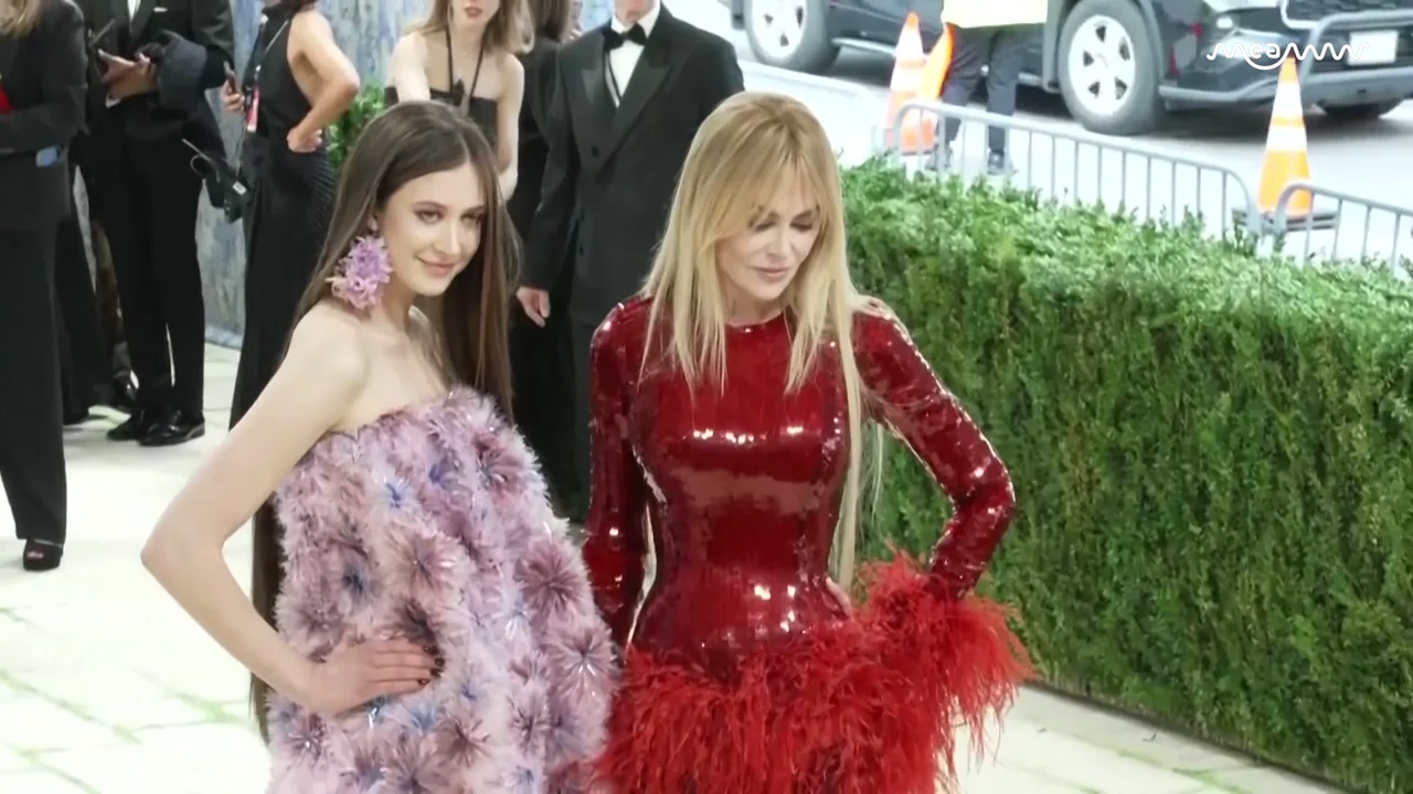 Nicole Kidman’s Daughter Sunday Rose Breaks Decades-Long Met Gala Rule in Stunning Debut
