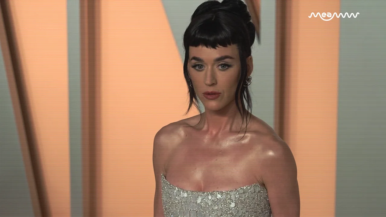 Katy Perry’s ‘Teenage Dream’ co-star Josh Kloss Claims She Publicly Pantsed Him Without Consent