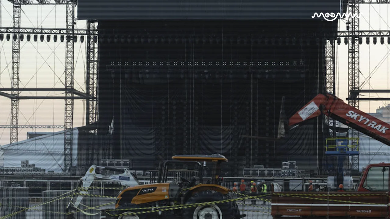 Accident At Shakira's Upcoming Concert Setting; One Person Killed