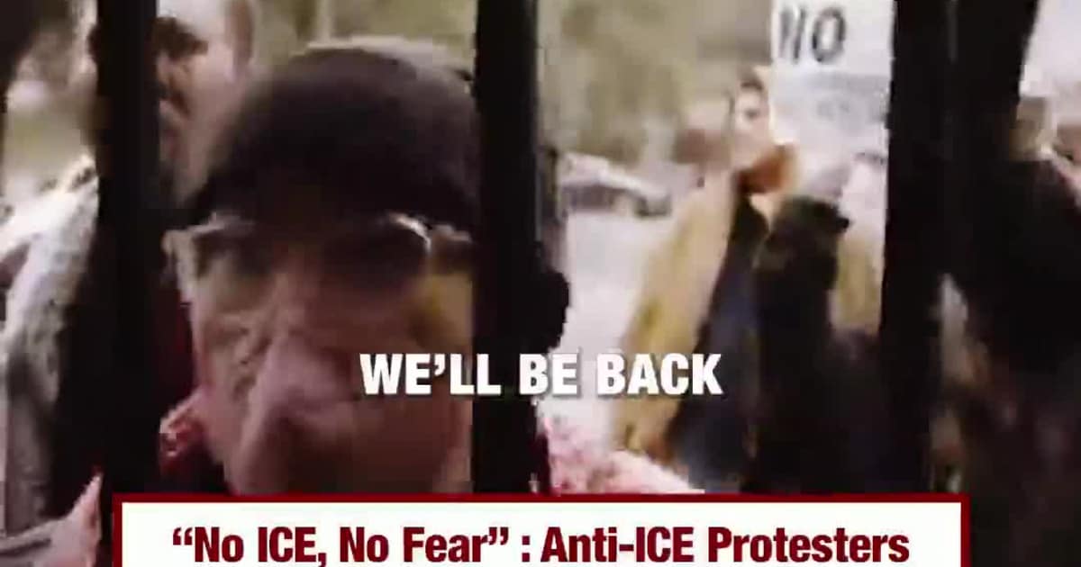 “No ICE, No Fear” : Anti-ICE Protesters Chants at Orleans