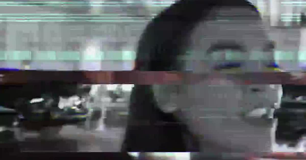 AOC Says She Would “Stop” JD Vance in a Future Presidential Race