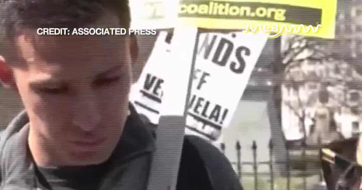 U.S. Protesters Defend a Brutal Dictator: “We’d Rather Have Maduro”