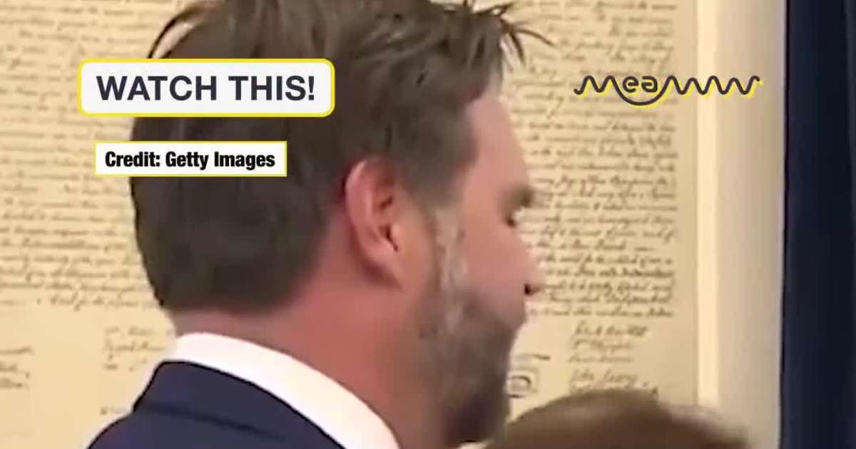 JD Vance Swears In Sergio Gor as U.S. Ambassador to India