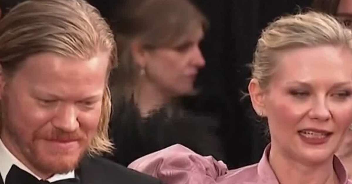 Kristen Dunst and Jesse Plemons Do Red Carpet the Right Way