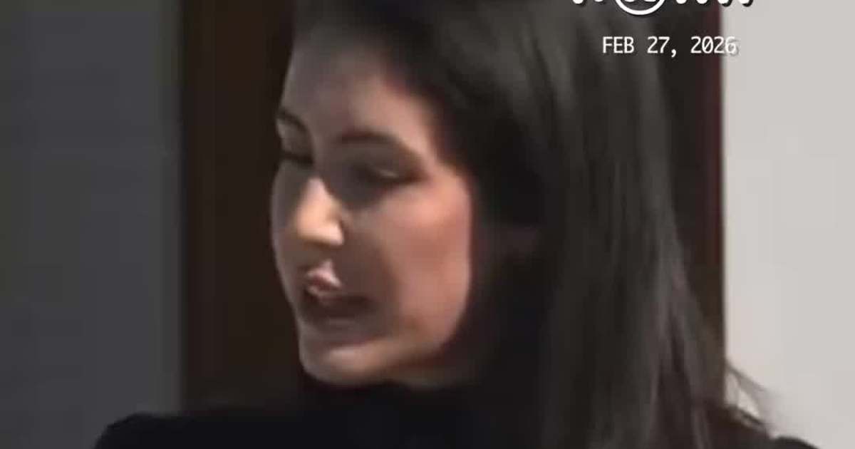 Anna Paulina Luna Defends Bill Clinton: “He’s Being Transparent”