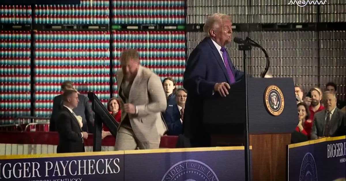 Trump Hypes Jake Paul at Kentucky Rally: ‘He Could Have a Political ...