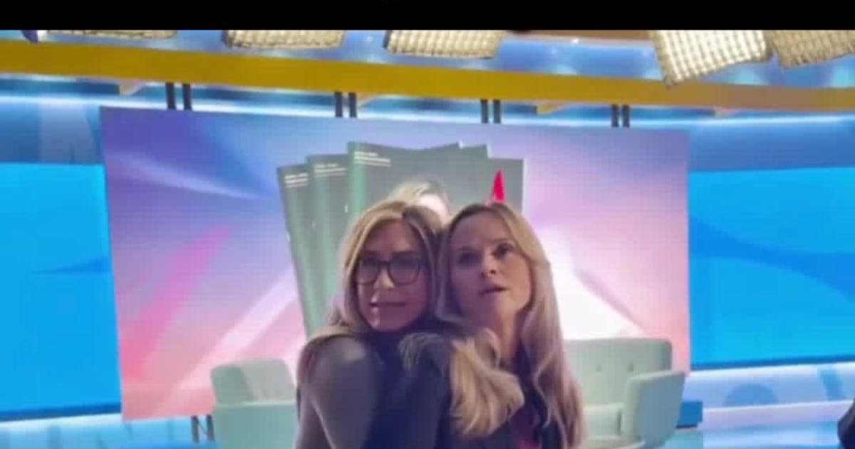 Reese Witherspoon and Jennifer Aniston Turn a Simple Hug Into a Whole Vibe