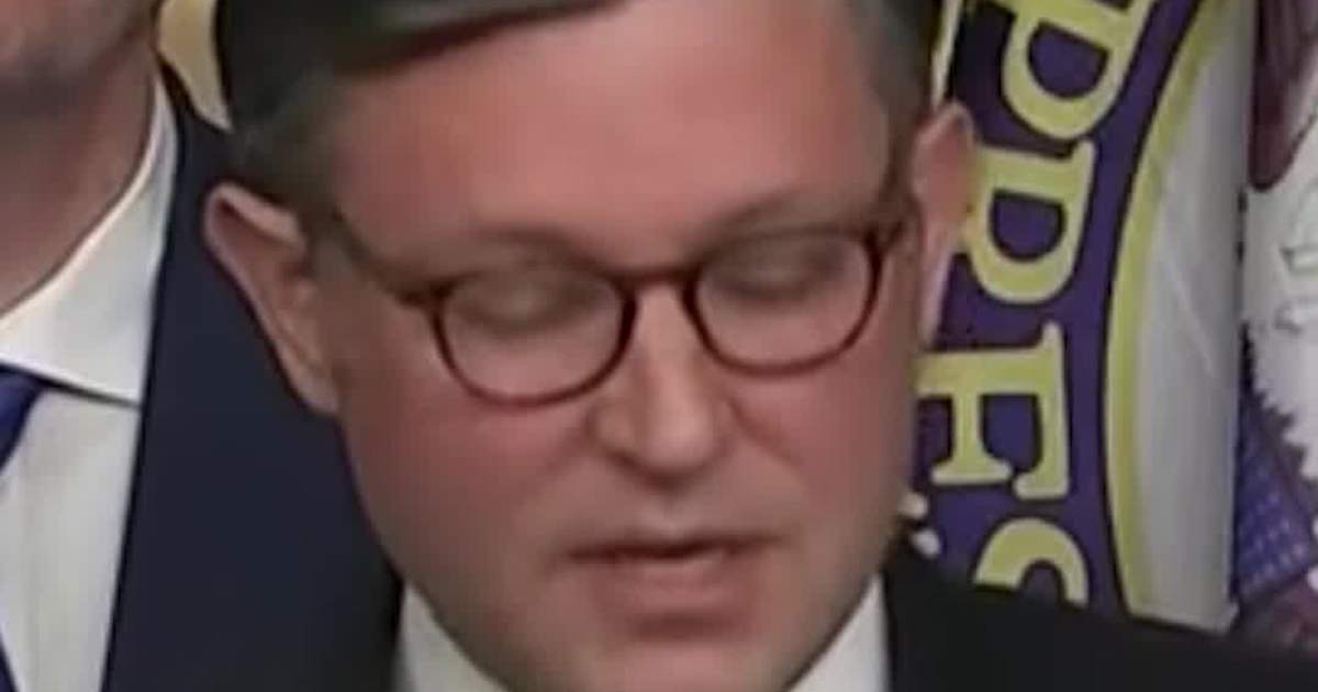 Mike Johnson Says Airports Are ‘At a Breaking Point,’ Blames Democrats Over DHS Funding