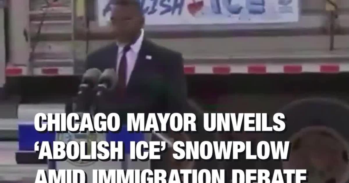 Chicago Mayor Unveils ‘Abolish ICE’ Snowplow Amid Immigration Debate