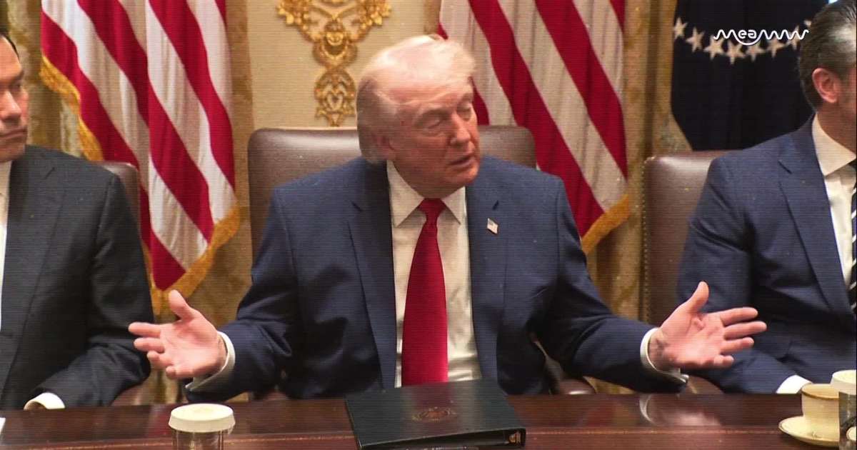 **Just In: Trump Reveals Iran’s “Secret Present” at Cabinet Meeting**