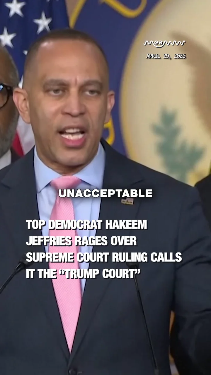 Top Democrat Hakeem Jeffries Slams Supreme Court as “Trump Court” Claims Midterm Elections Are Being Rigged